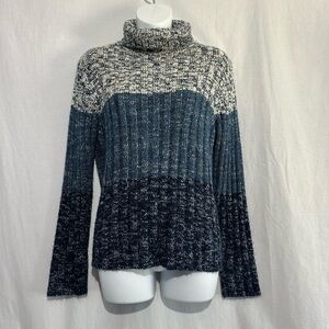 Studio works  Colorblock Turtleneck Sweater – Blue & Cream, Size Large